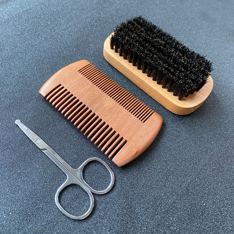 مجموعة العناية باللحية للرجال، - مراجعة Mens Grooming Kit Bag وسعره